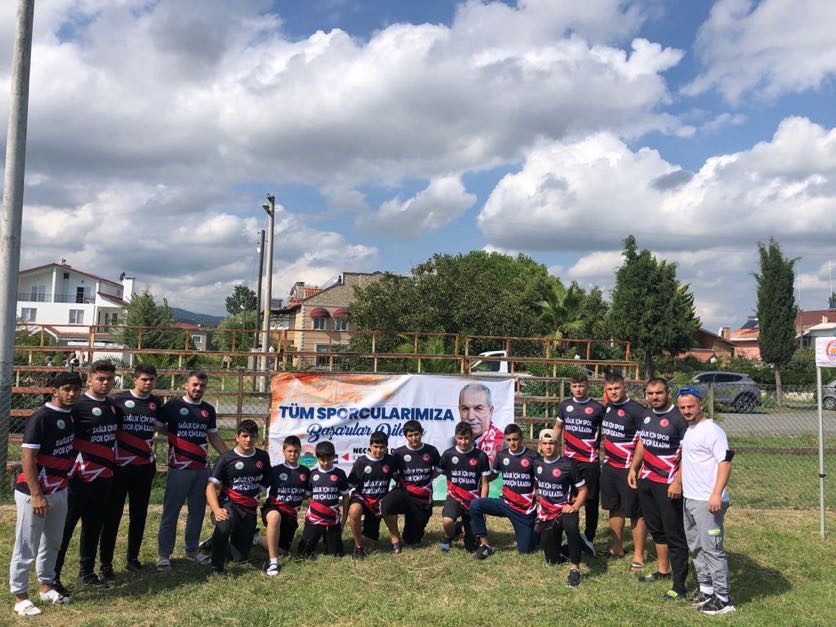 İLKADIM GÜREŞ TAKIMI BAŞARIDAN BAŞARIYA KOŞUYOR