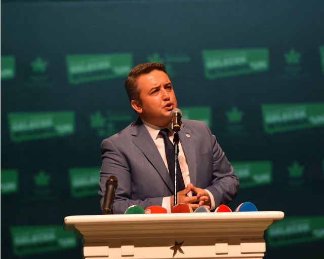 GELECEK PARTİSİ’NDEN AK PARTİ’YE FARKLI GÖNDERME : “Başınız dönecek!”