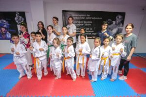 CANİK BELEDİYESİ YAZ SPOR OKULLARI DEVAM EDİYOR