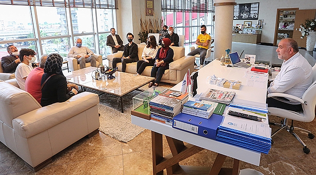 Sandıkçı YKS’de Derece Yapan Öğrencileri Ödüllendirdi