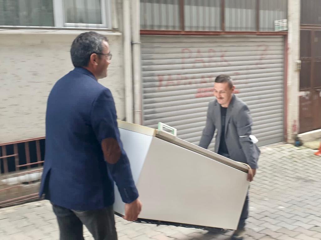 BELEDİYEDEN ÜNİVERSİTE ÖĞRENCİLERİNE DESTEK