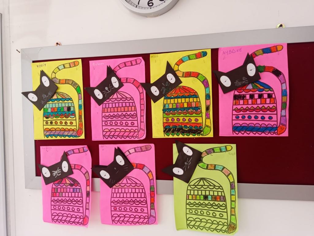 ALTINYAPRAKLI MİNİK KALPLERİN MİNNOŞ KEDİSİ