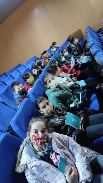 KIZILIRMAKLI ÖĞRENCİLER TİYATRO OYUNUNDA