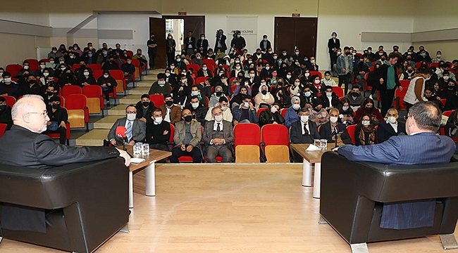 Demir, Üniversite Öğrencileriyle Buluştu