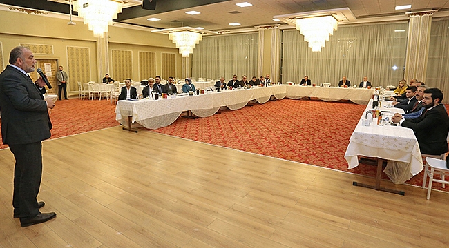 Başkan Sandıkçı’dan Müdürlere Ödü