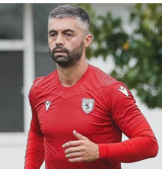 TARAFTARDAN MELUNOVİC’E TEPKİ