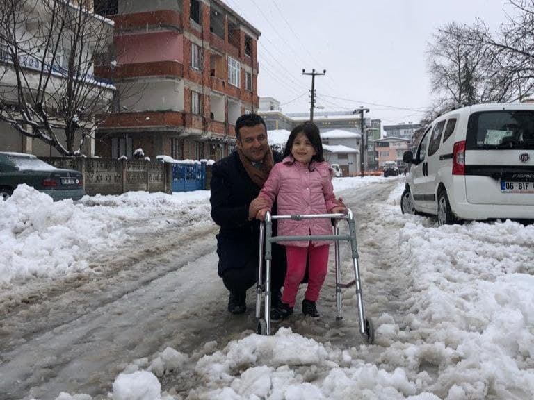 ÇARŞAMBA BELEDİYESİ’NDEN İÇLERİ ISITAN İKRAM