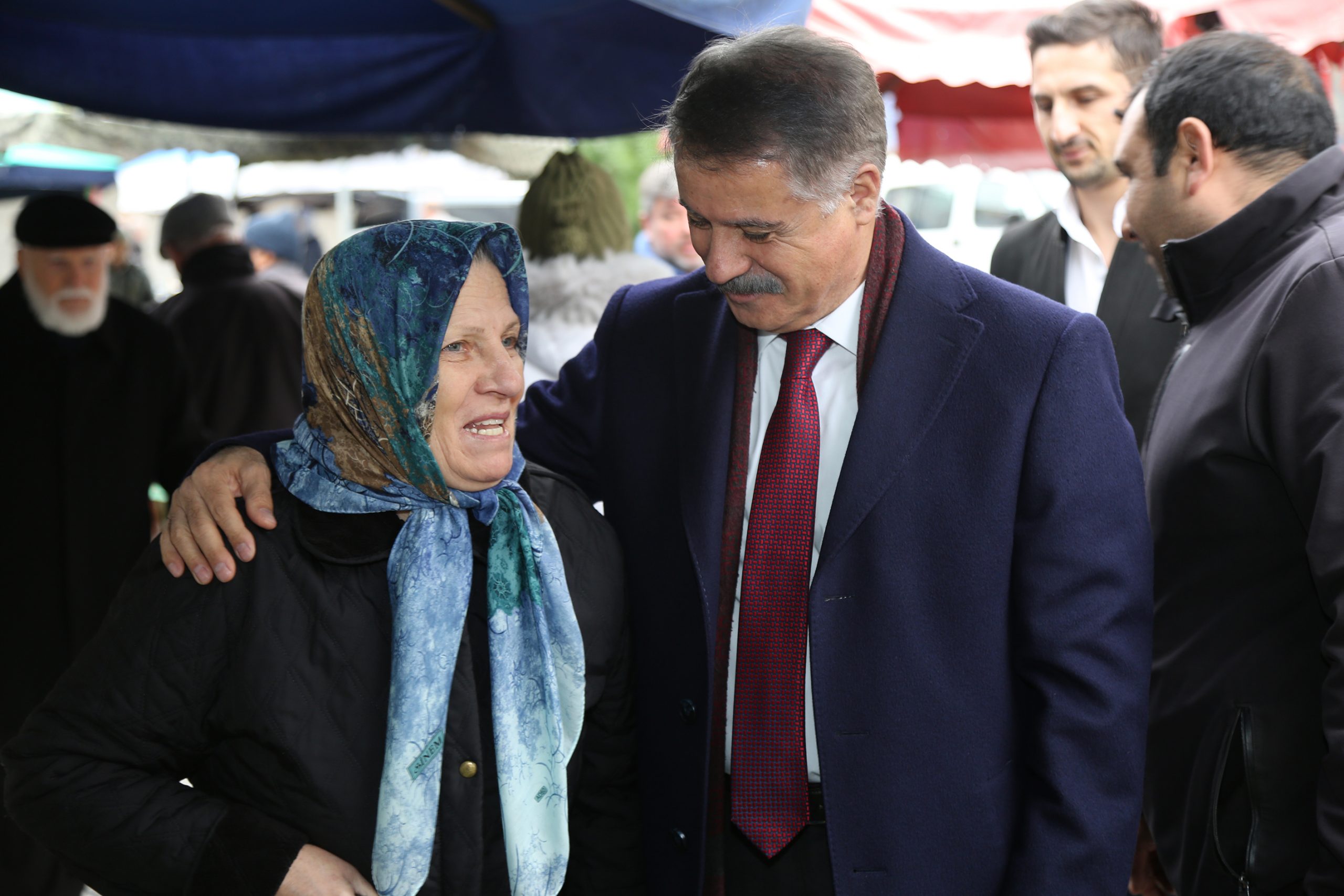 Atakum Belediye Başkanı Av. Cemil Deveci’nin 8 Mart Dünya Emekçi Kadınlar Günü mesajı.