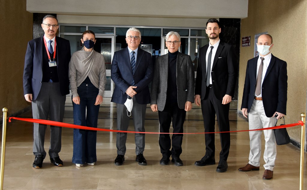 OMÜ Tıp Fakültesinde Kişisel Medikal İllüstrasyon Sergisi