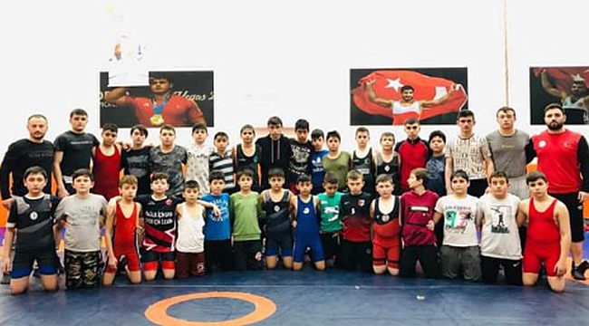 Başkan Demirtaş’dan Güreşçilere Müjde!