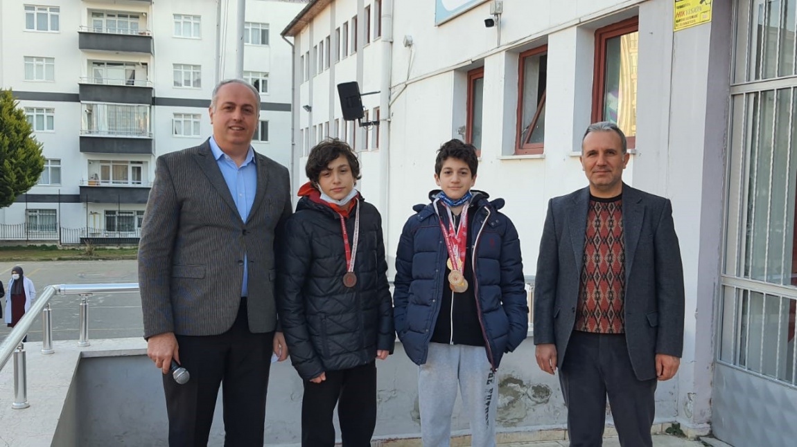 Öğrencilerden  Gurur Verici Sportif Başarılar