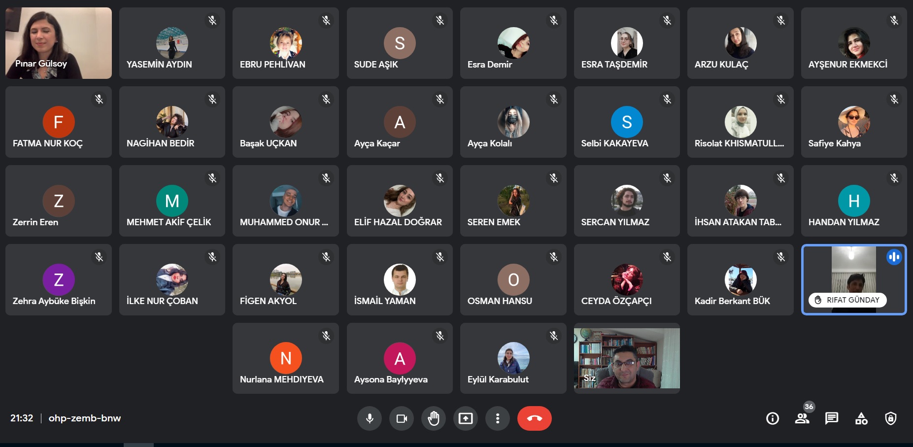 Dışişleri Bakanlığı Mütercim Tercümanı Gülsoy, Deneyimlerini Öğrencilerle Paylaştı