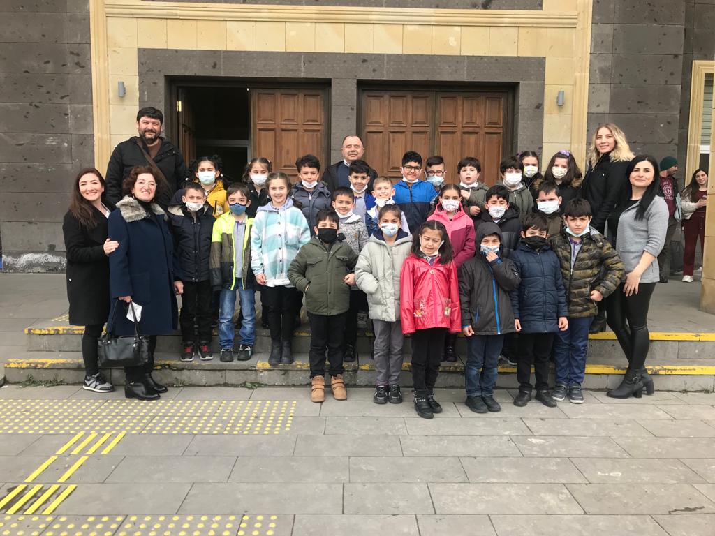 OMÜÇEM, İlkokul Öğrencilerini Konuk Etti