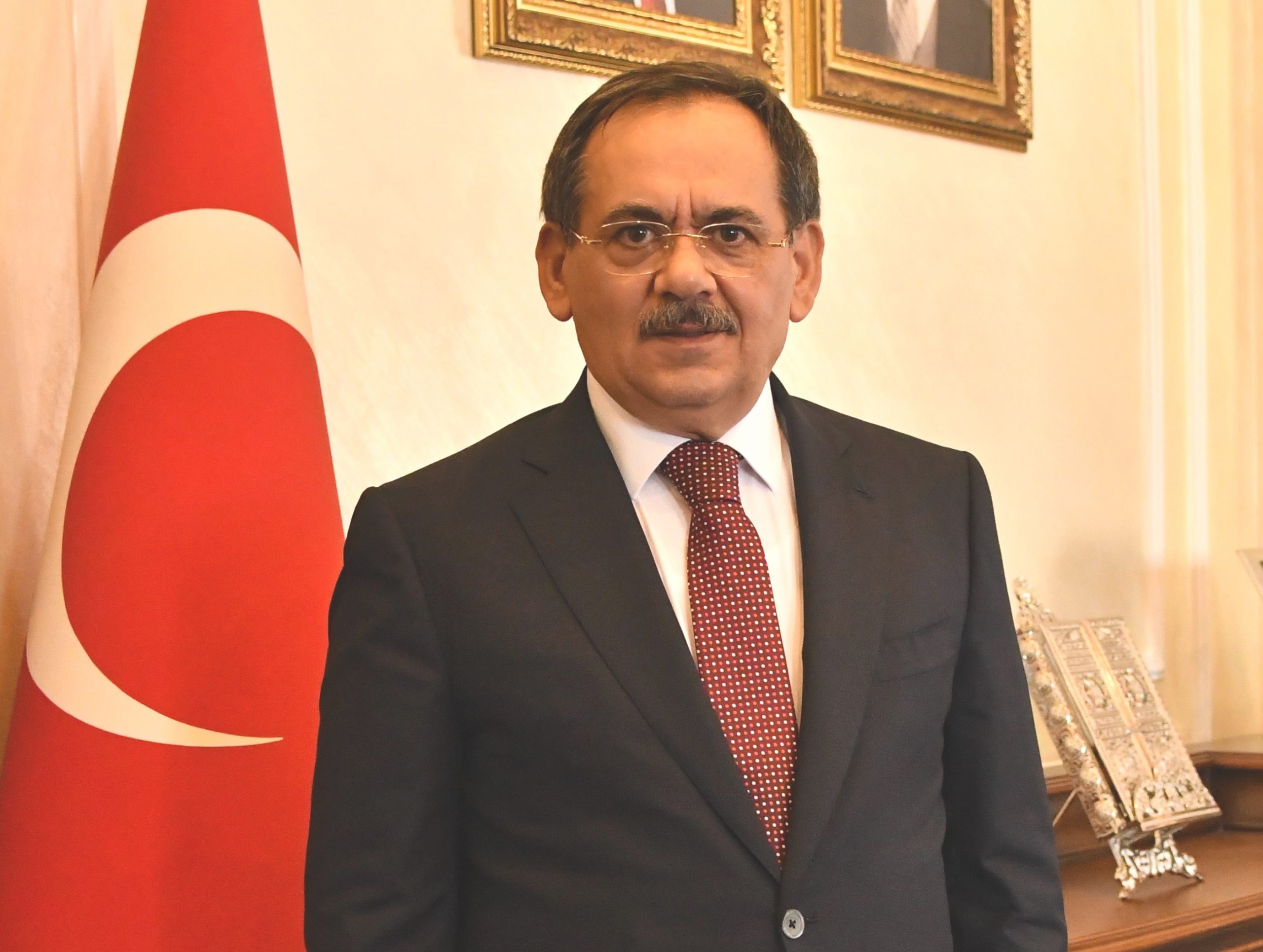 Büyükşehir Belediye Başkanı Mustafa Demir’in Ramazan Ayı mesajı