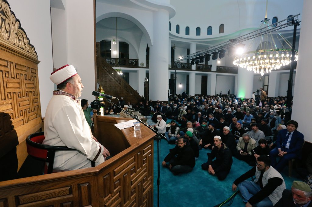 CANİK’TE KADİR GECESİ PROGRAMINA YOĞUN İLGİ OLDU..