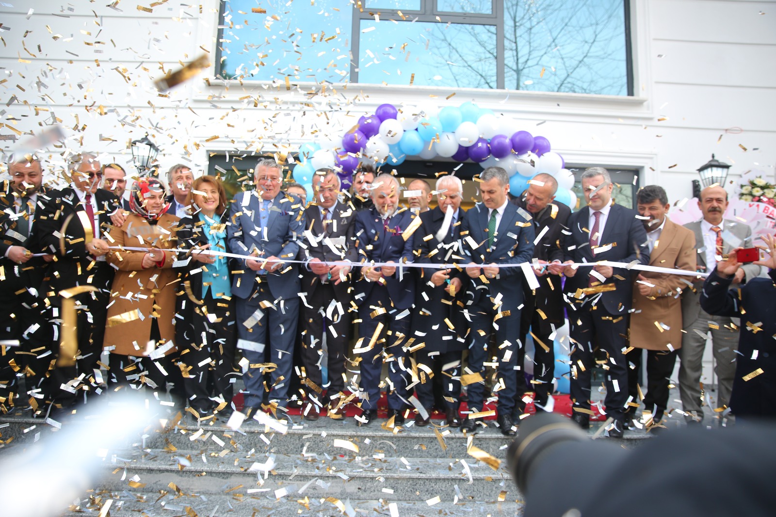 YOMRA’DA GÖRKEMLİ AÇILIŞ