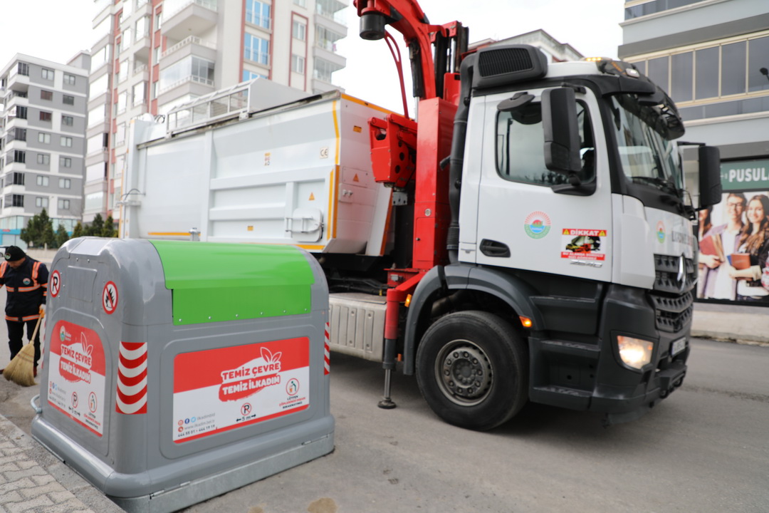 DEMİRTAŞ,İLK ETAPDA 40 KONTEYNERİ DEREBAHÇE MAHALLEMİZİN KULLANIMA SUNDUK