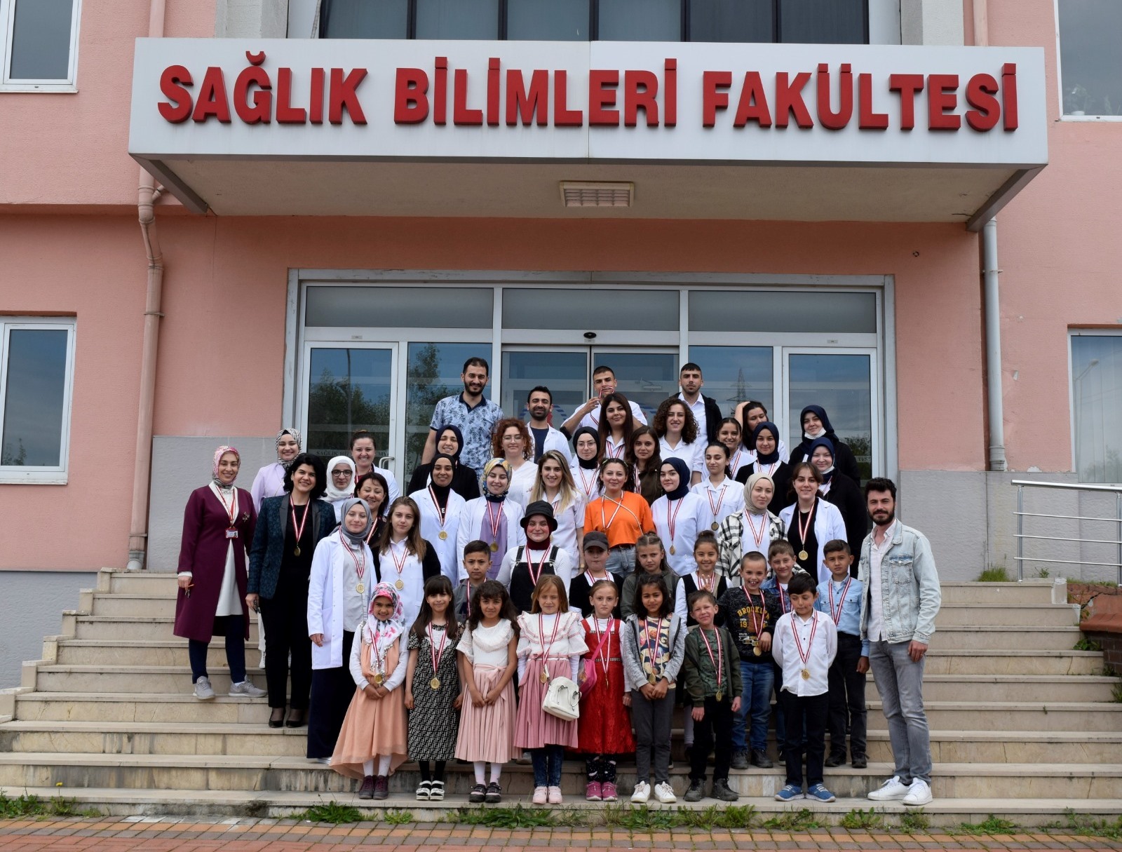 İlköğretim Öğrencileri Hayallerindeki Meslekle Tanıştı