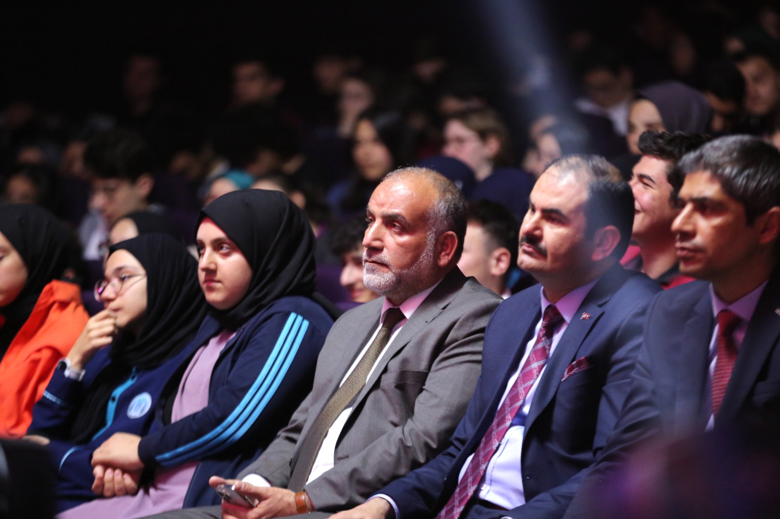 ÜSTAT NECİP FAZIL ŞİİRLERLE ANILDI