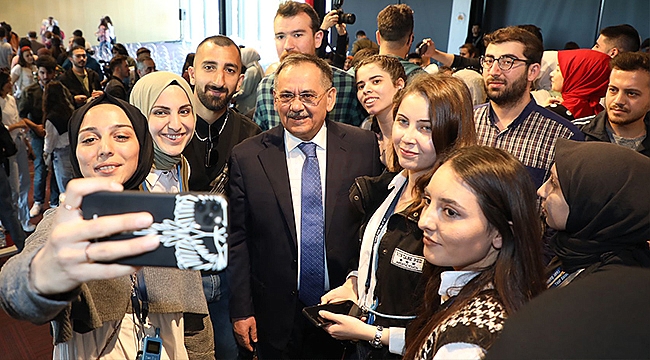 Başkan Demir’den Gençlere Önemli Mesajlar