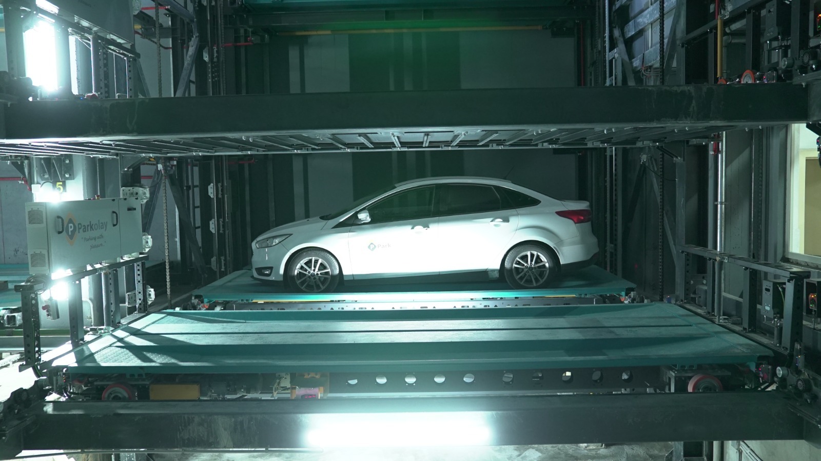 Subaşı Mekanik Otopark bitti test süreci sürüyor