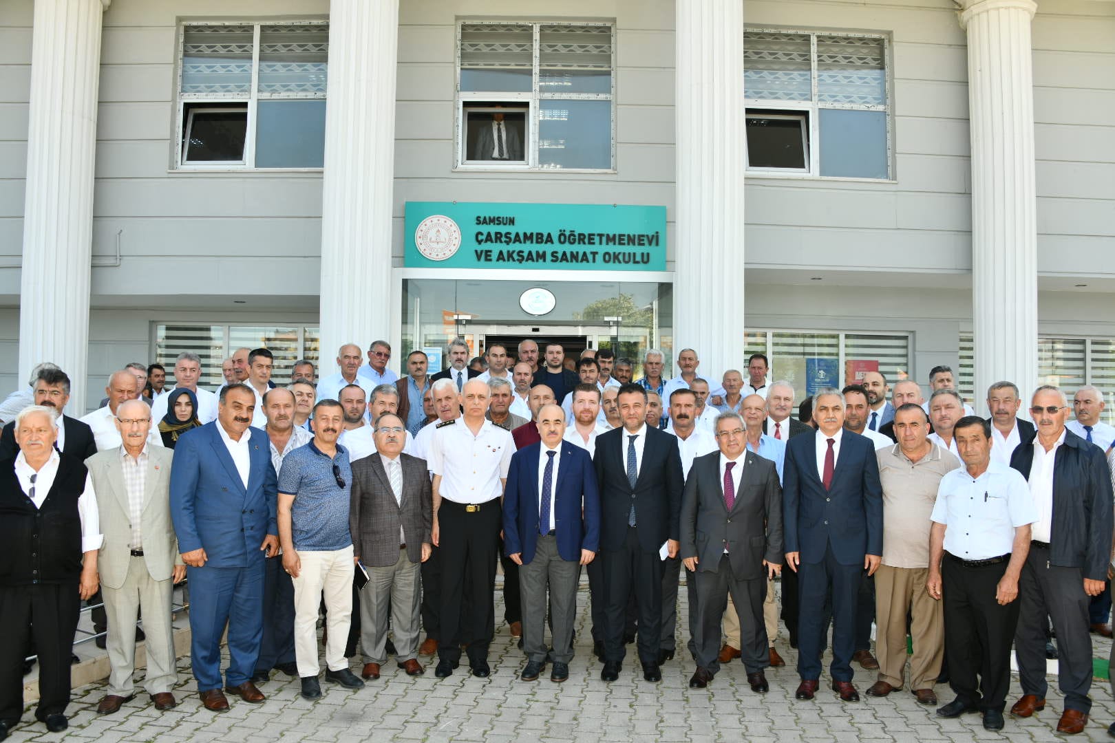 Samsun Valisi Muhtarlar Toplantısına katıldı.