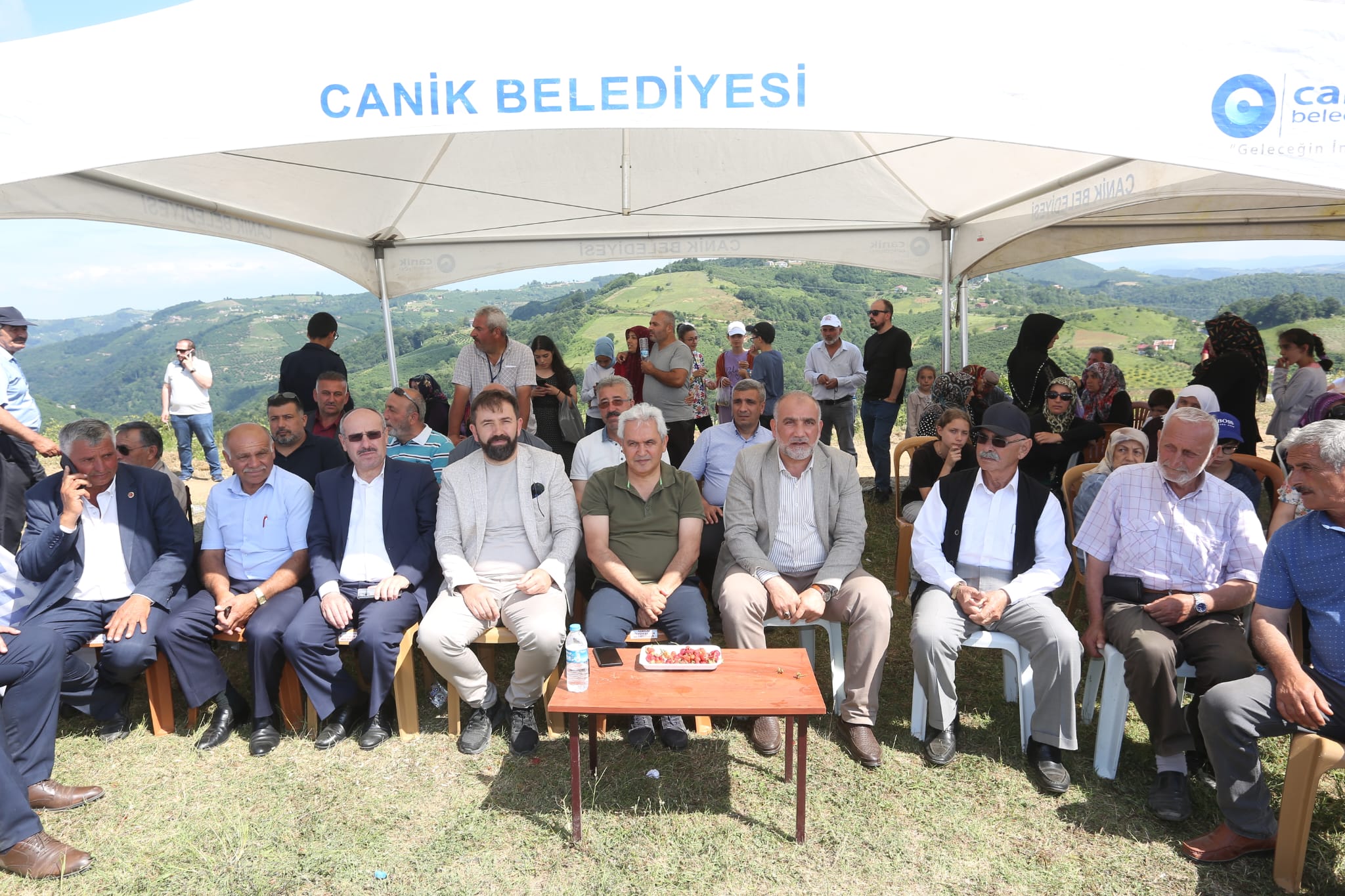 Canik’te Geleneksel Çilek-Kiraz Festivali Düzenlendi