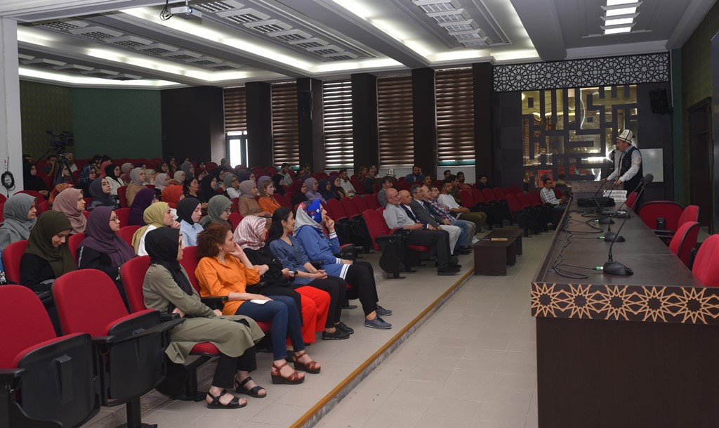OMÜ’de Kırgız Kültür Tanıtım Etkinliği Düzenlendi