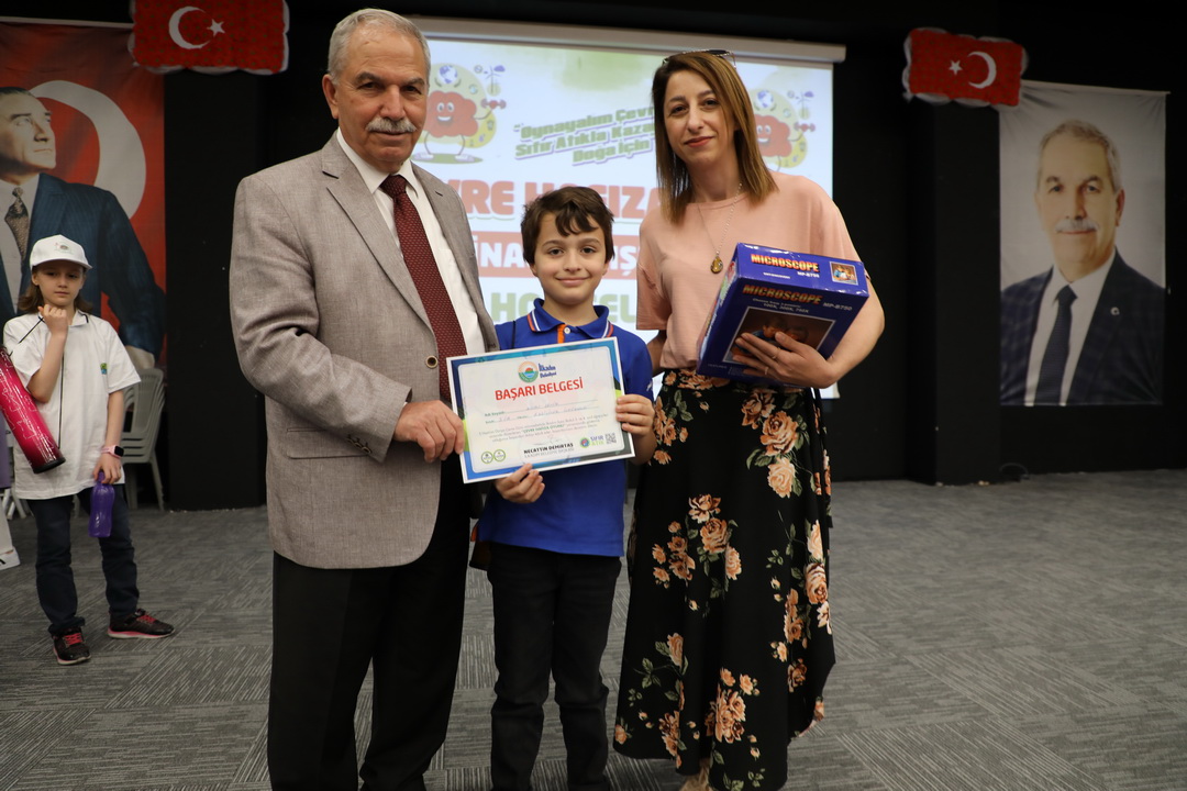 “Kazananlara ödülleri takdim edildi”