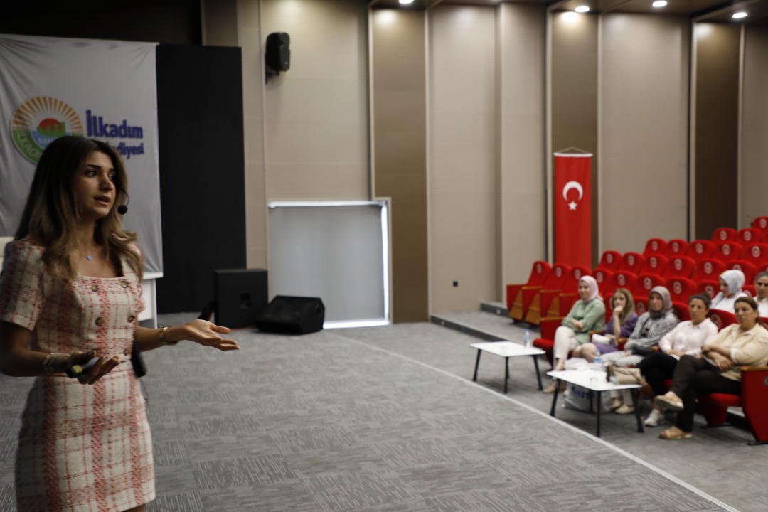 İLKADIM PERSONELİ HİZMET İÇİ SEMİNERLERLE BİLGİLENMEYE DEVAM EDİYOR