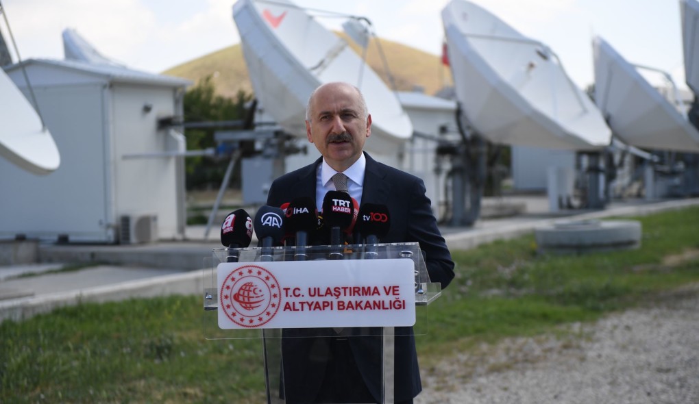 BAKAN KARAİSMAİLOĞLU: -ORTA KORİDOR MESAFE VE SÜRE AÇISINDAN GÜÇLÜ BİR ALTERNATİF