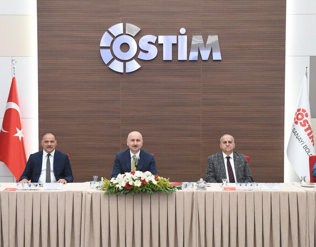 ULAŞTIRMA VE ALTYAPI BAKANI KARAİSMAİLOĞLU’NDAN YERLİ VE MİLLİ ÜRÜN VURGUSU;