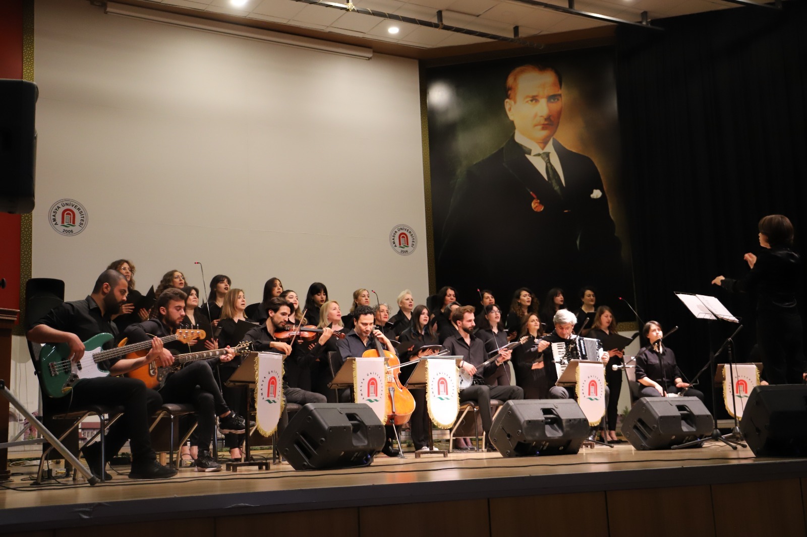 OKTAM Kadınlar Korosu Amasya Üniversitesinde Turnede