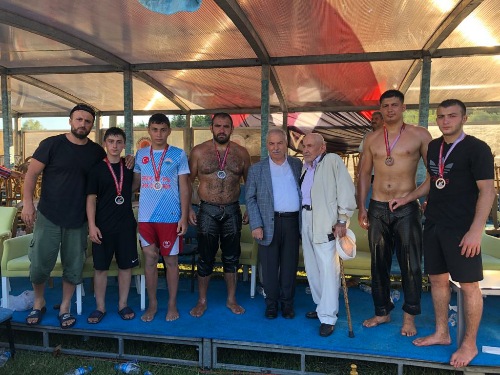 “Ata sporumuz güreşte marka olacağız”