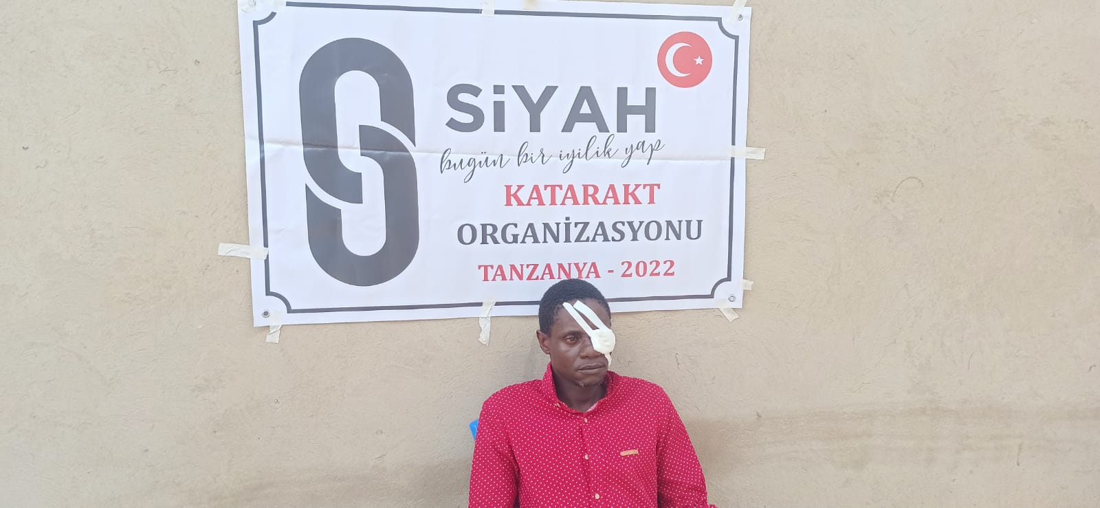 SİYAHAREKETİ DERNEĞİ AFRİKA’DA  KURBAN VE KATARAKT ÇALIŞMALARI