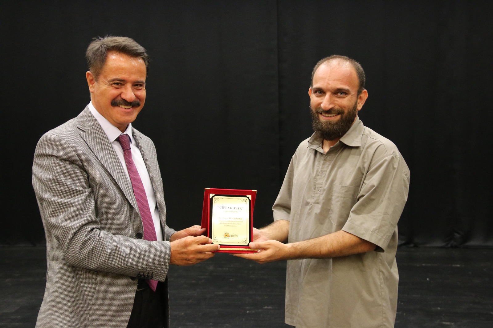 ’Çıplak Ayak’’ Atakum’da  sanatseverlerle buluştu