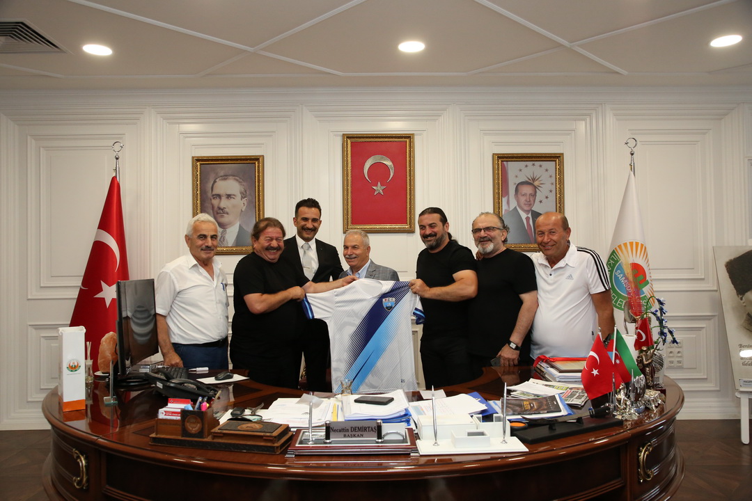 KARASAMSUNSPOR KULÜBÜNDEN BAŞKAN DEMİRTAŞ’A TEŞEKKÜR ZİYARETİ