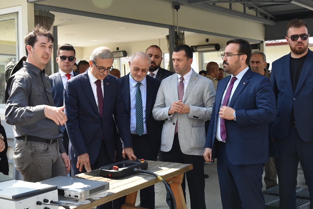 Savunma Sanayii Başkanı Demir ve Rektör Ünal’dan Poligon Ziyareti