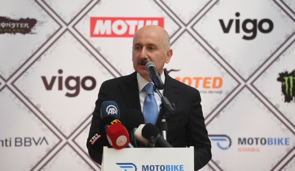 BAKAN KARAİSMAİLOĞLU: -MOTOSİKLET SÜRÜCÜLERİ AVRASYA TÜNELİ’Nİ SEVDİ