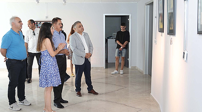 “Düş Akademisi” Sergisi Beğeni Topladı