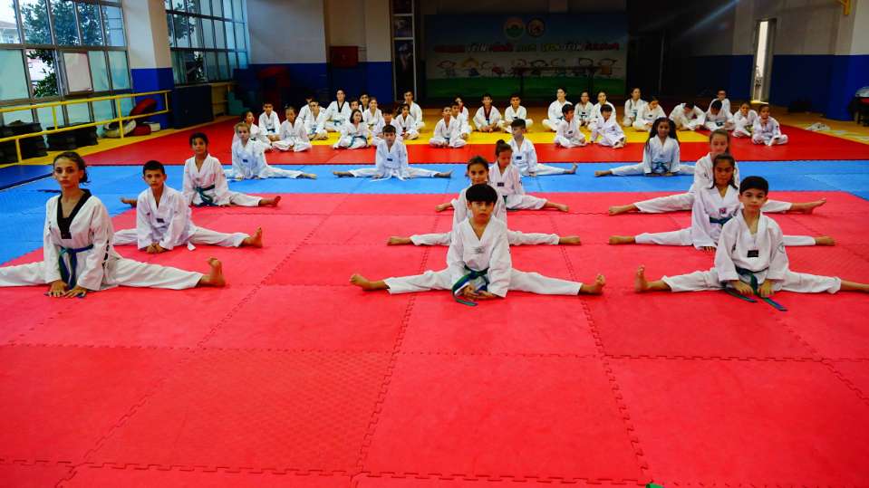 “Başkan Demirtaş sporcuları tebrik etti”
