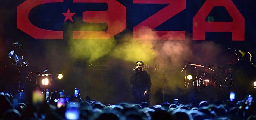 Beyoğlu Kültür Yolu Festivali’nde Ceza fırtınası esti