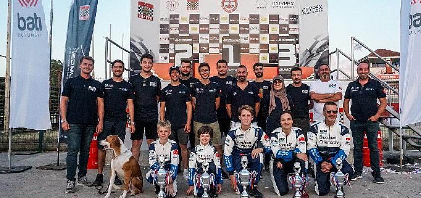 BOM Karting Takımı Türkiye Karting Şampiyonası’nın Son Ayağına Yarıştığı Tüm Kategorilerde Lider Çıkıyor