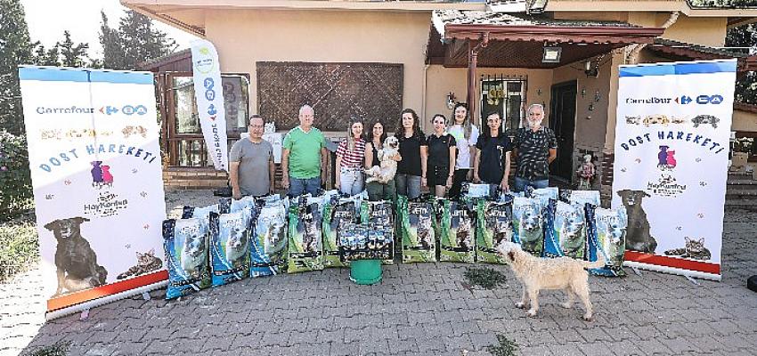 CarrefourSA’nın Dost Hareketi projesinde mama desteği 45 tona ulaştı