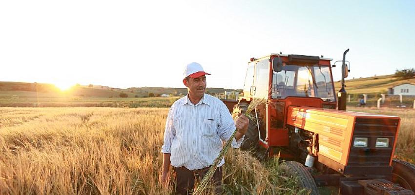 Çiftçiye, Sıfır Faizli Kredi İle Elektrik Borcu Faizlerinin yüzde 50’sini Silme İmkanı