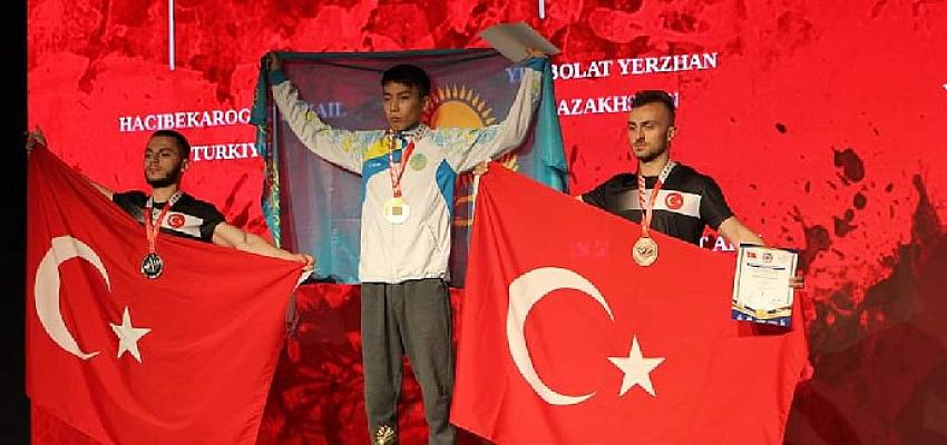 Dünya Bilek Güreşi Şampiyonası’nda Kağıtspor rüzgârı esti
