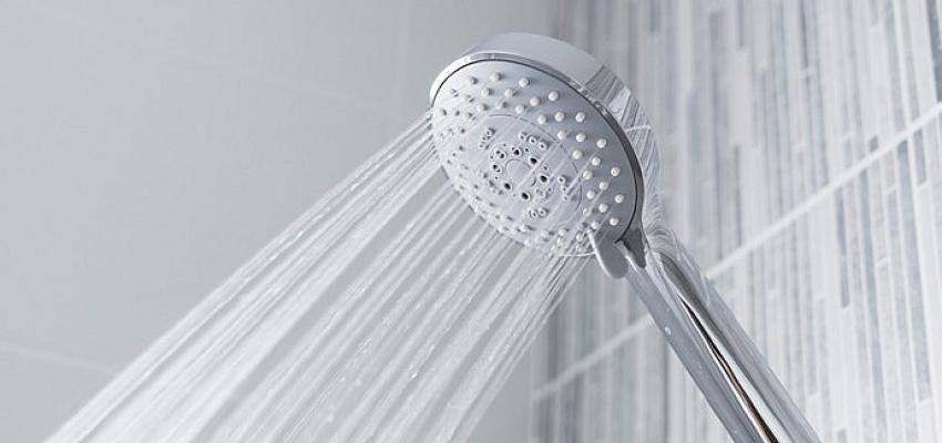 Gece Rahat Bir Uyku İçin Sıcak Duş Saçlarınızın Daha Parlak Görünmesi İçin Soğuk Duş