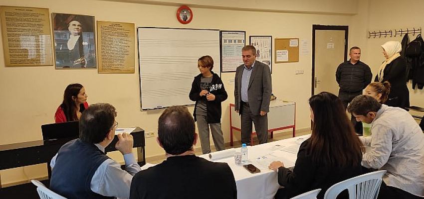 Gölcük Belediyesi Konservatuarı’nda Sınav Heyecanı Yaşandı