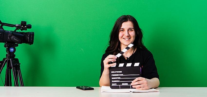 Kekemeliğe Dair Tabuları Yıkan İletişimci: Sabancı Vakfı Fark Yaratanı Seda Fırın