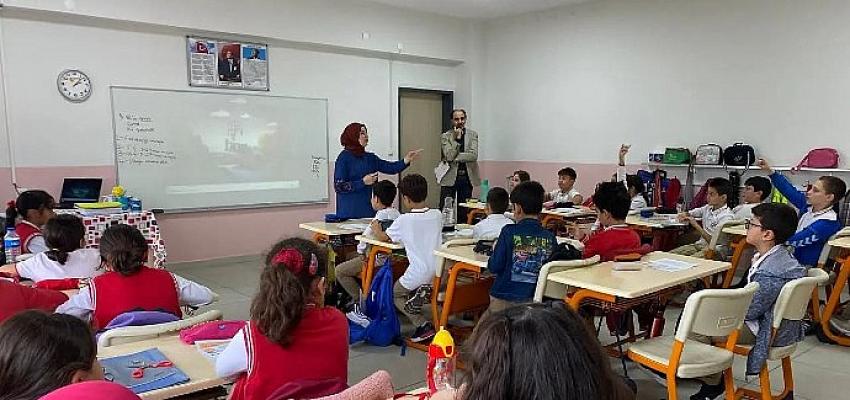 Sınıflar İyilikte Yarışıyor